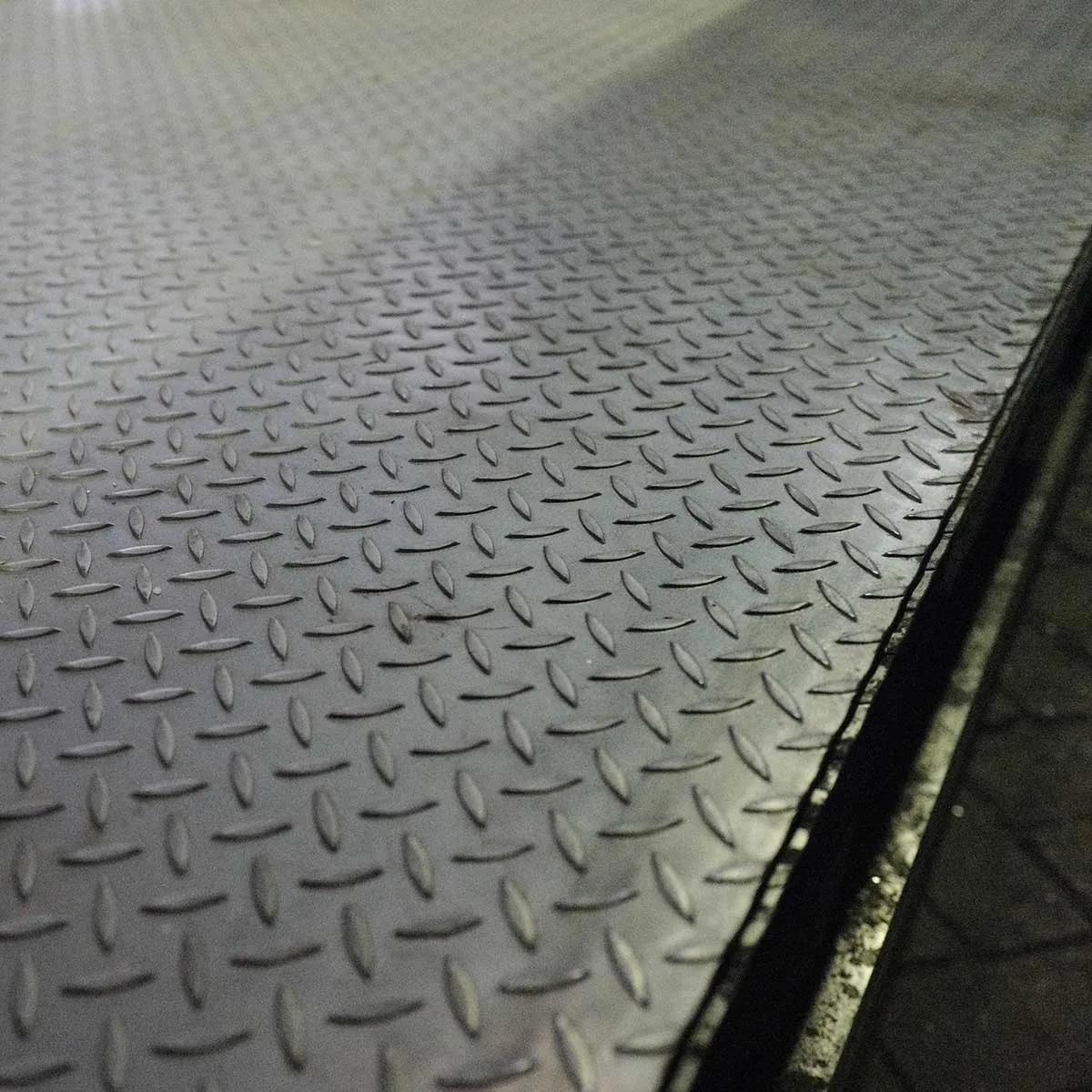 Gambar Plat Bordes 1